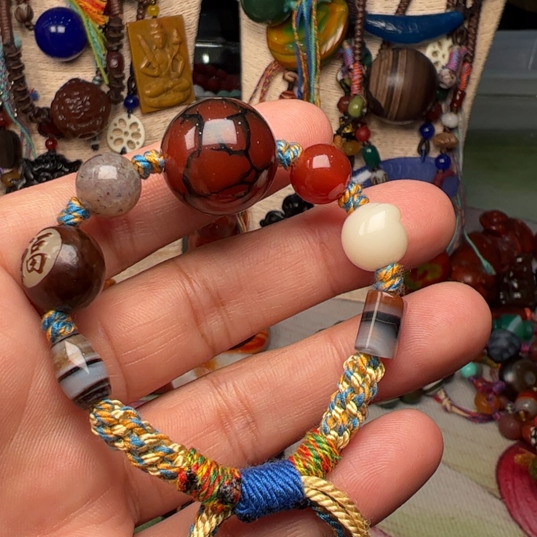 玛瑙/玉髓颈饰未镶嵌