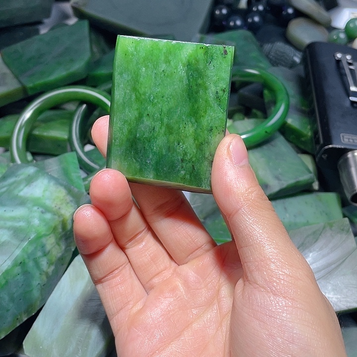 和田玉未镶嵌珠宝奇石