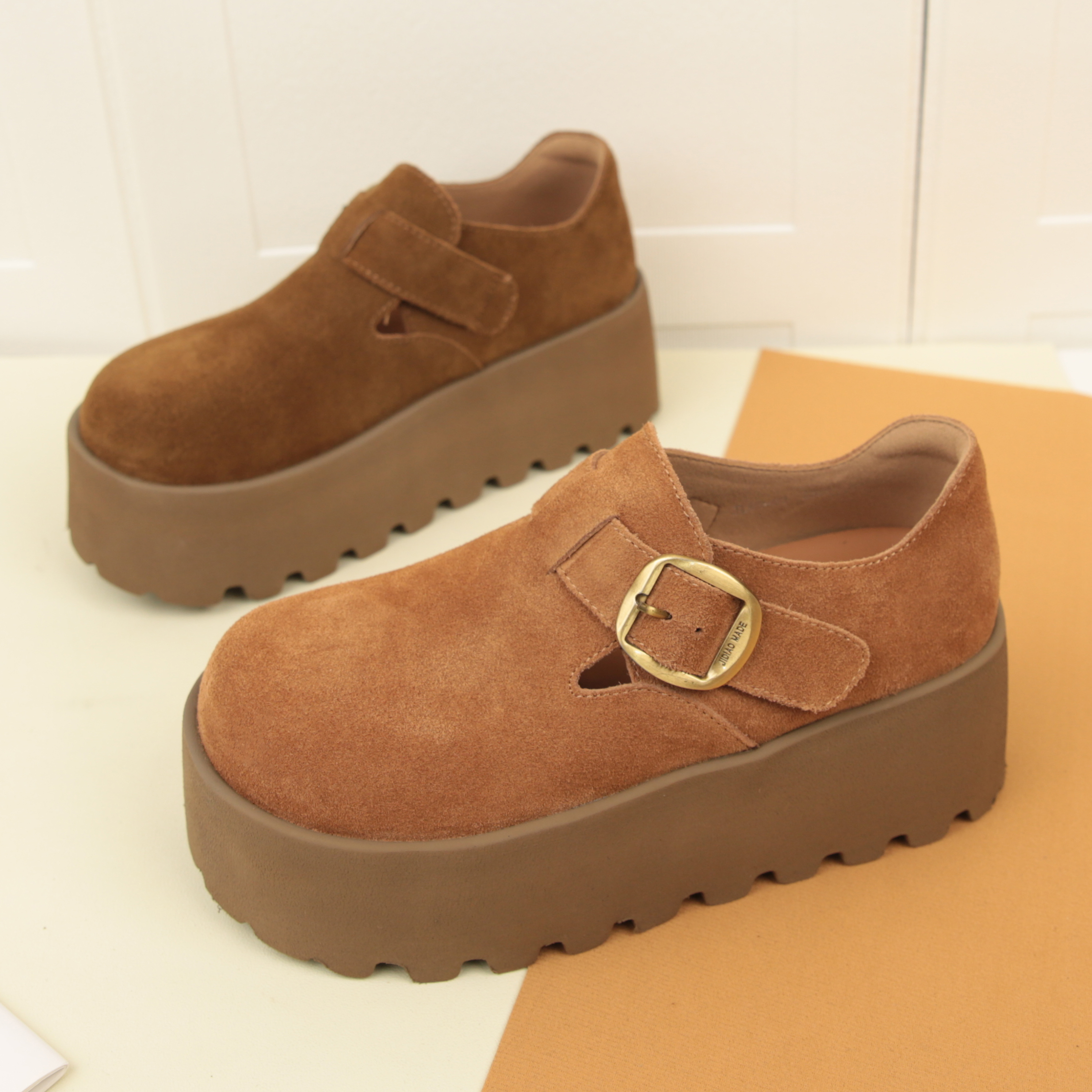 3022秋季新款厚底真皮勃肯鞋时尚单鞋高跟松糕鞋百搭复古女鞋