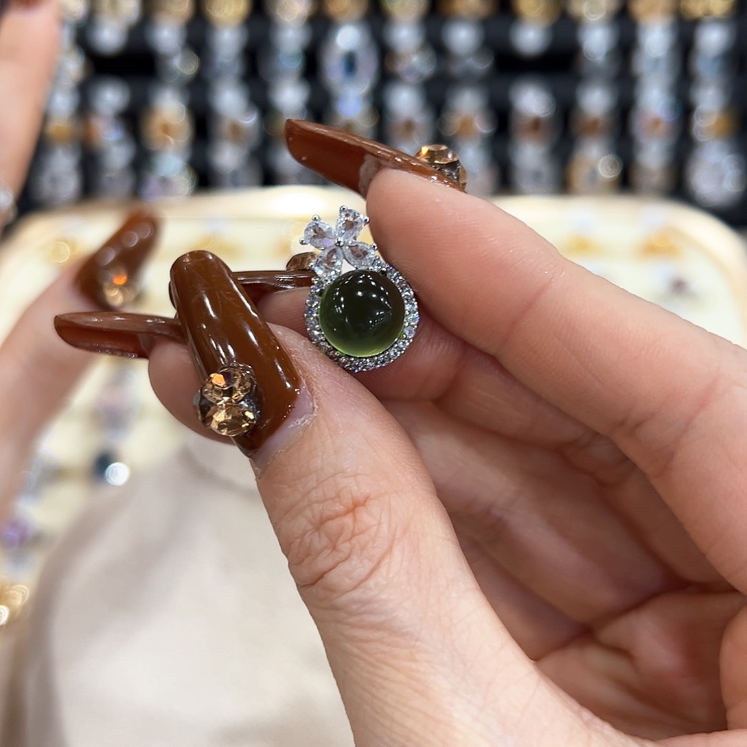 水晶金色拖不保色介意慎拍银托不掉色银S925镶嵌等**邓