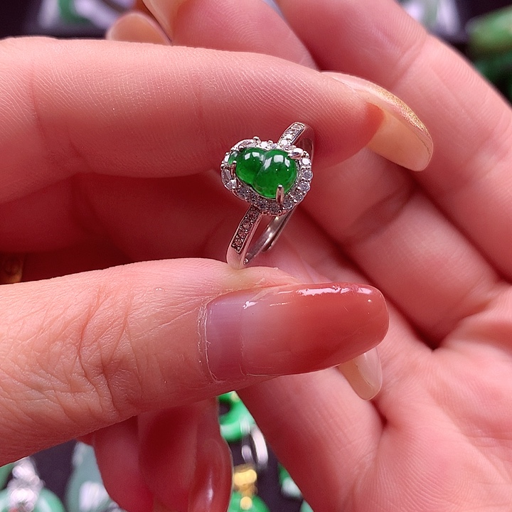 颈饰银S925镶嵌翡翠翡翠