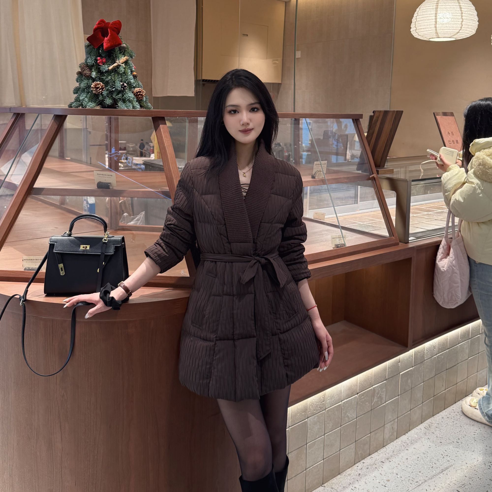 2025冬季新款棉衣显瘦系带外套轻薄收腰气质加厚棉服女