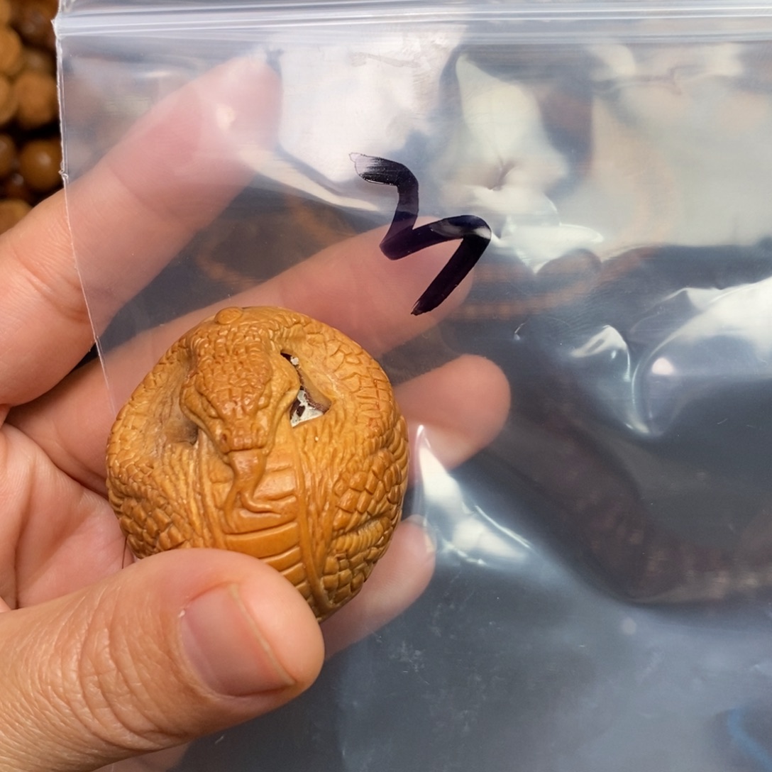 猴头核桃吊坠橄榄猴头