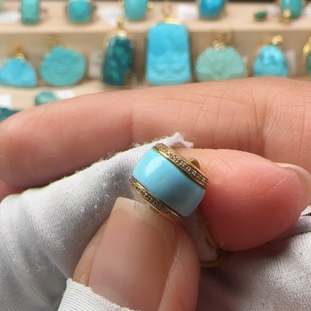 绿松石18K金镶嵌吊坠(不含链)