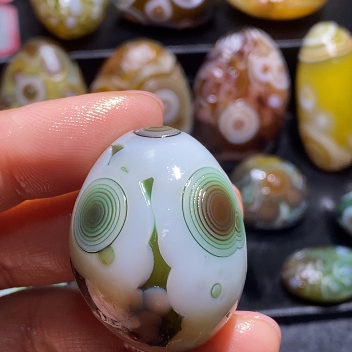 玛瑙/玉髓未镶嵌珠宝半成品16