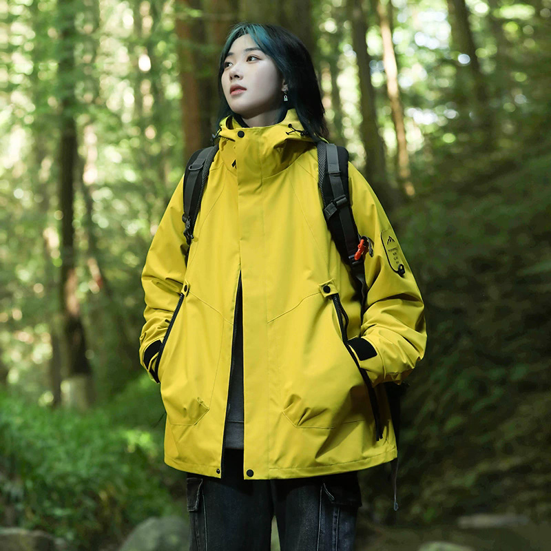 户外冲锋衣女2025年新款三合一抓绒外套男防风防水进藏登山服夹克