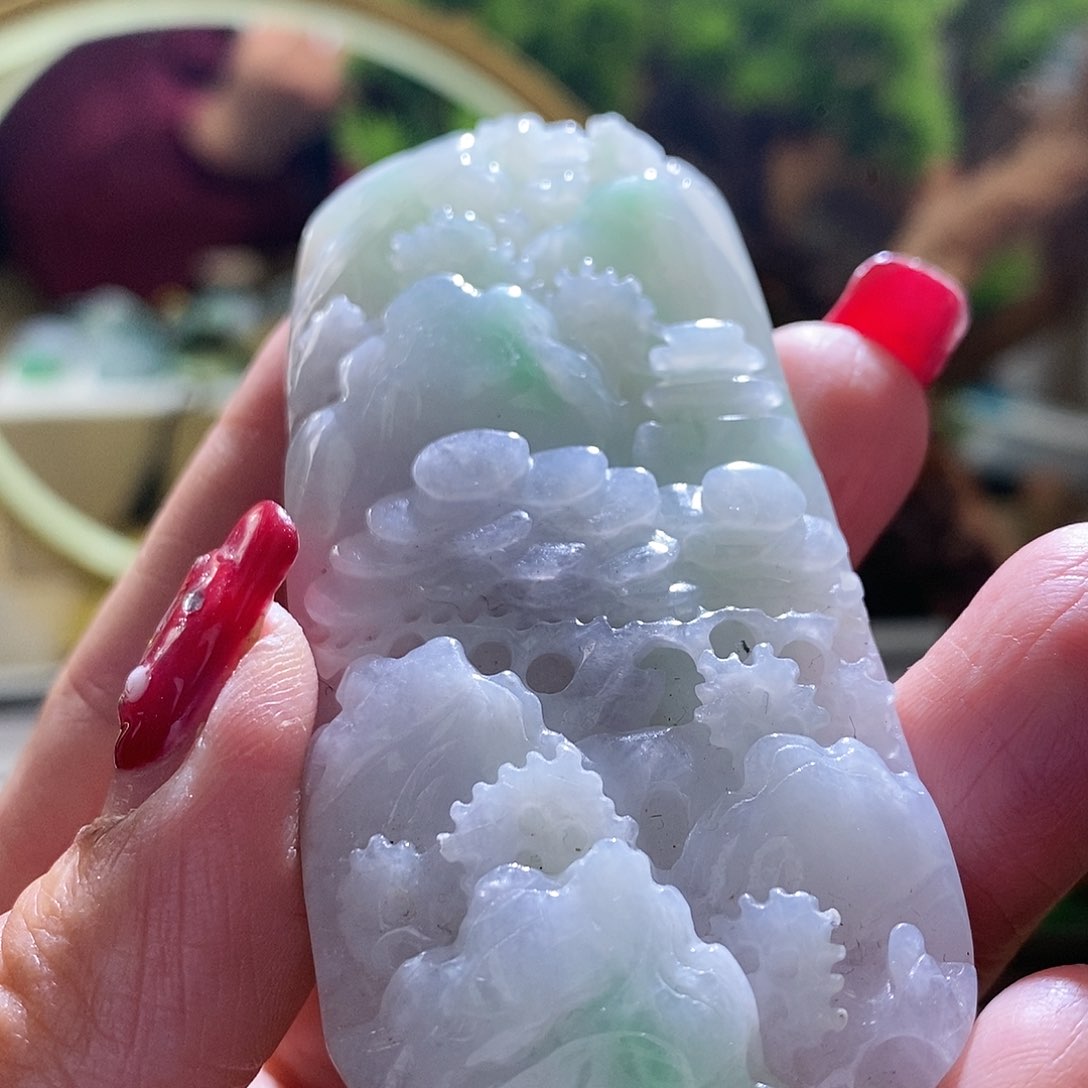 【闪购商品】翡翠颈饰未镶嵌山水