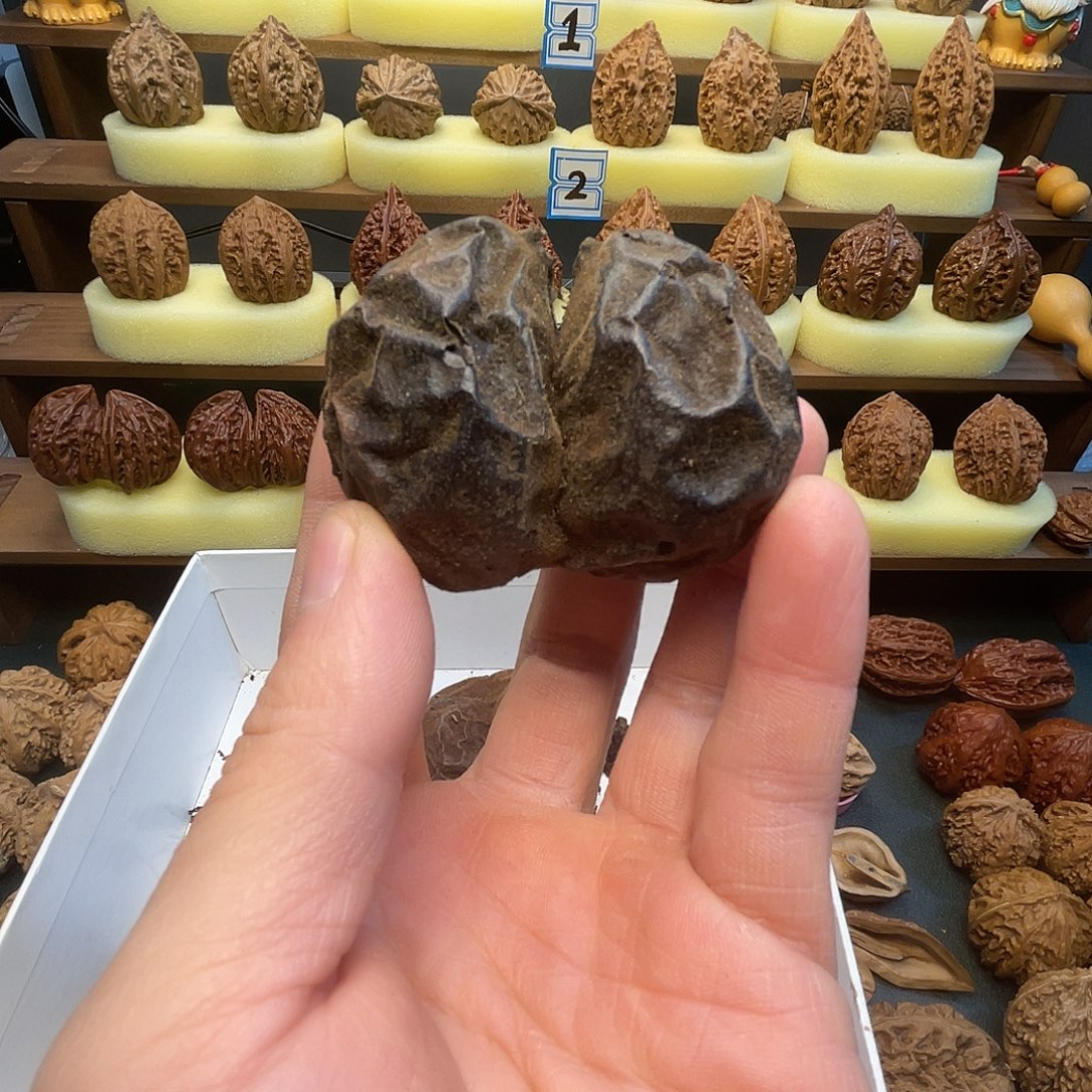 人***！猴头核桃吊坠文玩核桃半壁不退不换