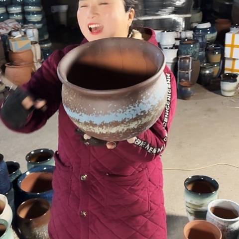 口25高18瑕疵盆子。