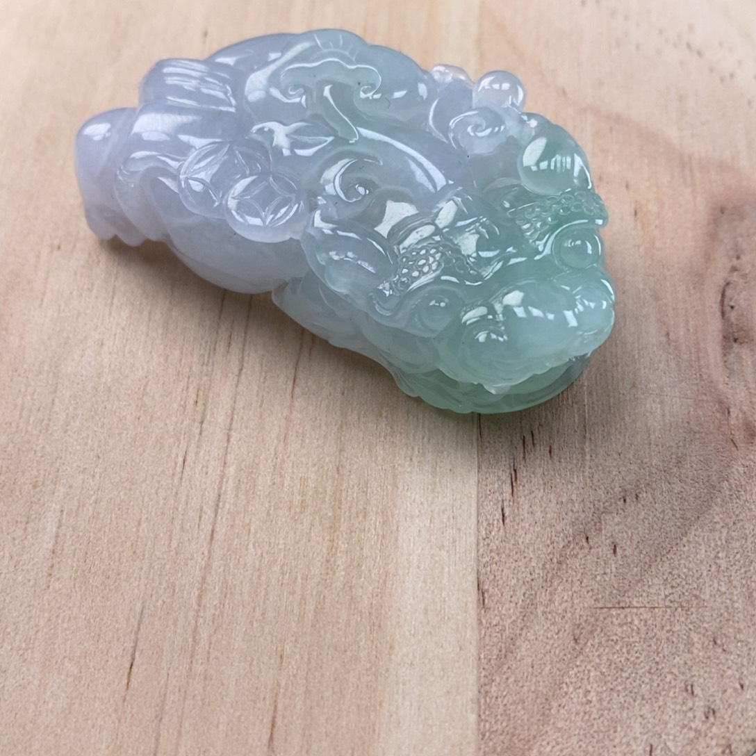 翡翠未镶嵌颈饰多人如意貔貅吊坠