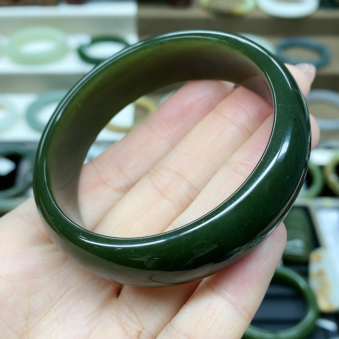 【闪购商品】和田玉手镯未镶嵌和田玉微棉