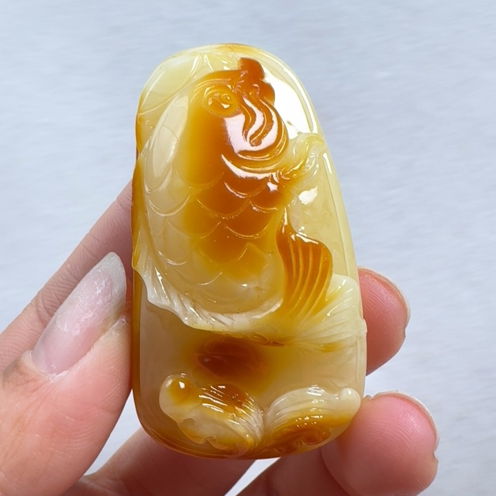 蜜蜡珠宝奇石未镶嵌