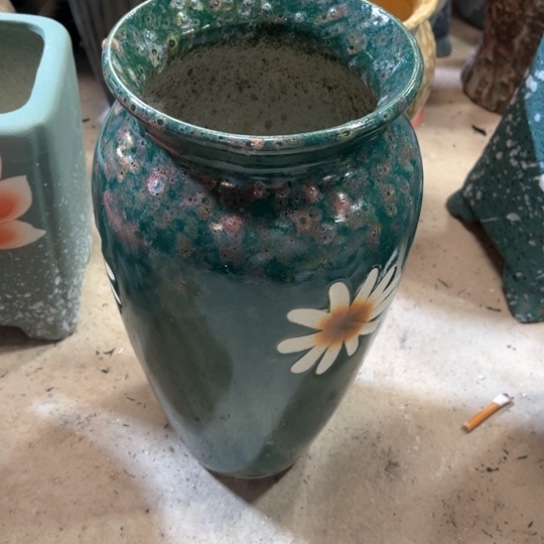 罐默认微瑕，有孔编号16-31