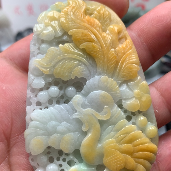 翡翠颈饰未镶嵌保真天然A货翡翠