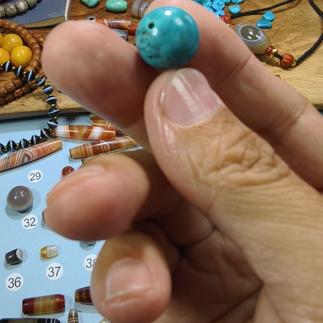 玛瑙/玉髓未镶嵌天然原矿玛瑙