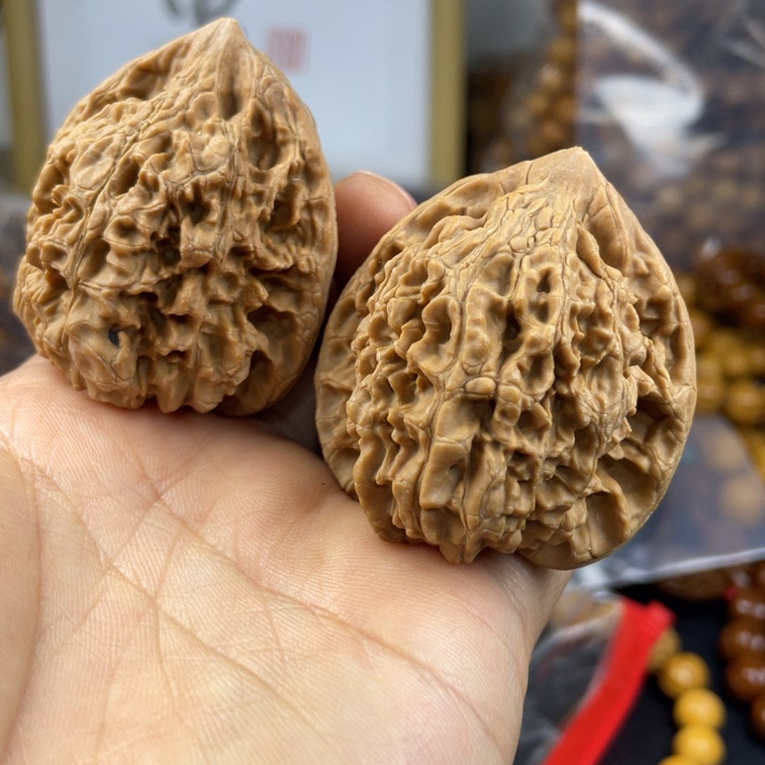 猴头核桃吊坠别想的