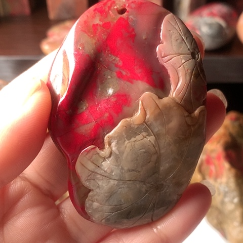 昌化石昌化鸡血石挂件