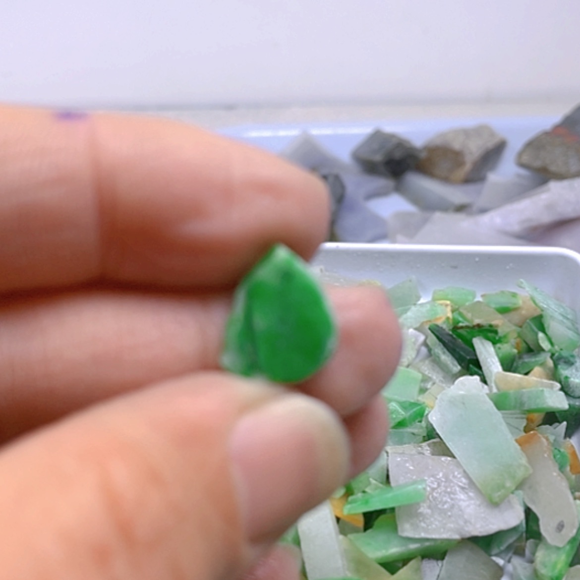 【闪购商品】翡翠颈饰未镶嵌秋*