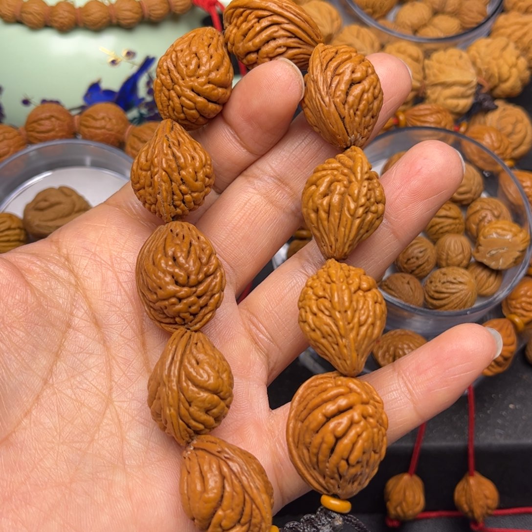 吊坠桃核龙纹桃核