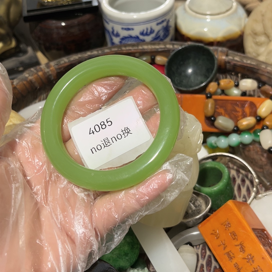 宛***宜老挝石4085号工艺品