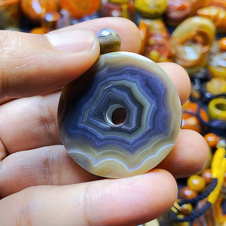 玛瑙/玉髓颈饰未镶嵌四*