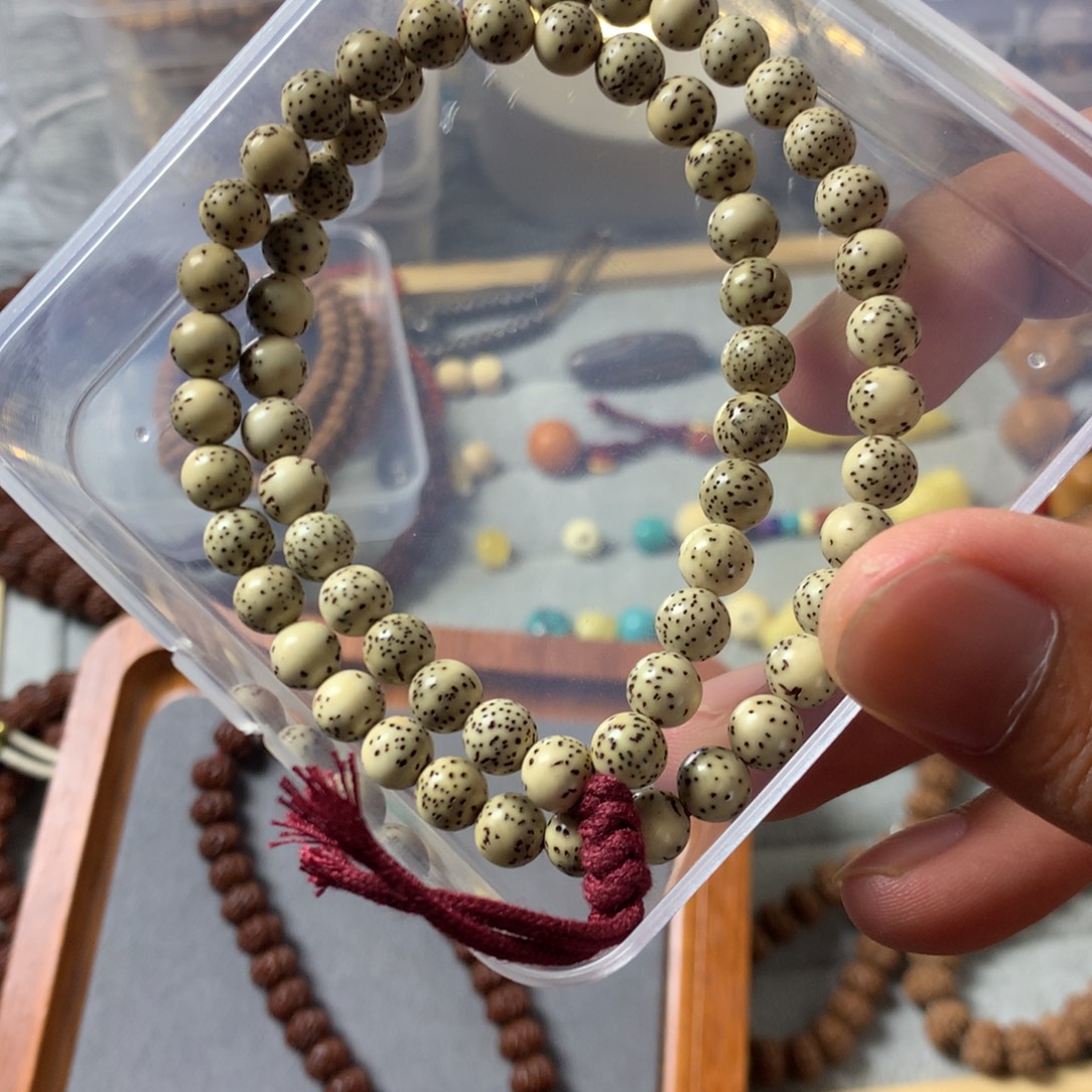 7mm 石玉奶奶灰留白 星月手持 不退换