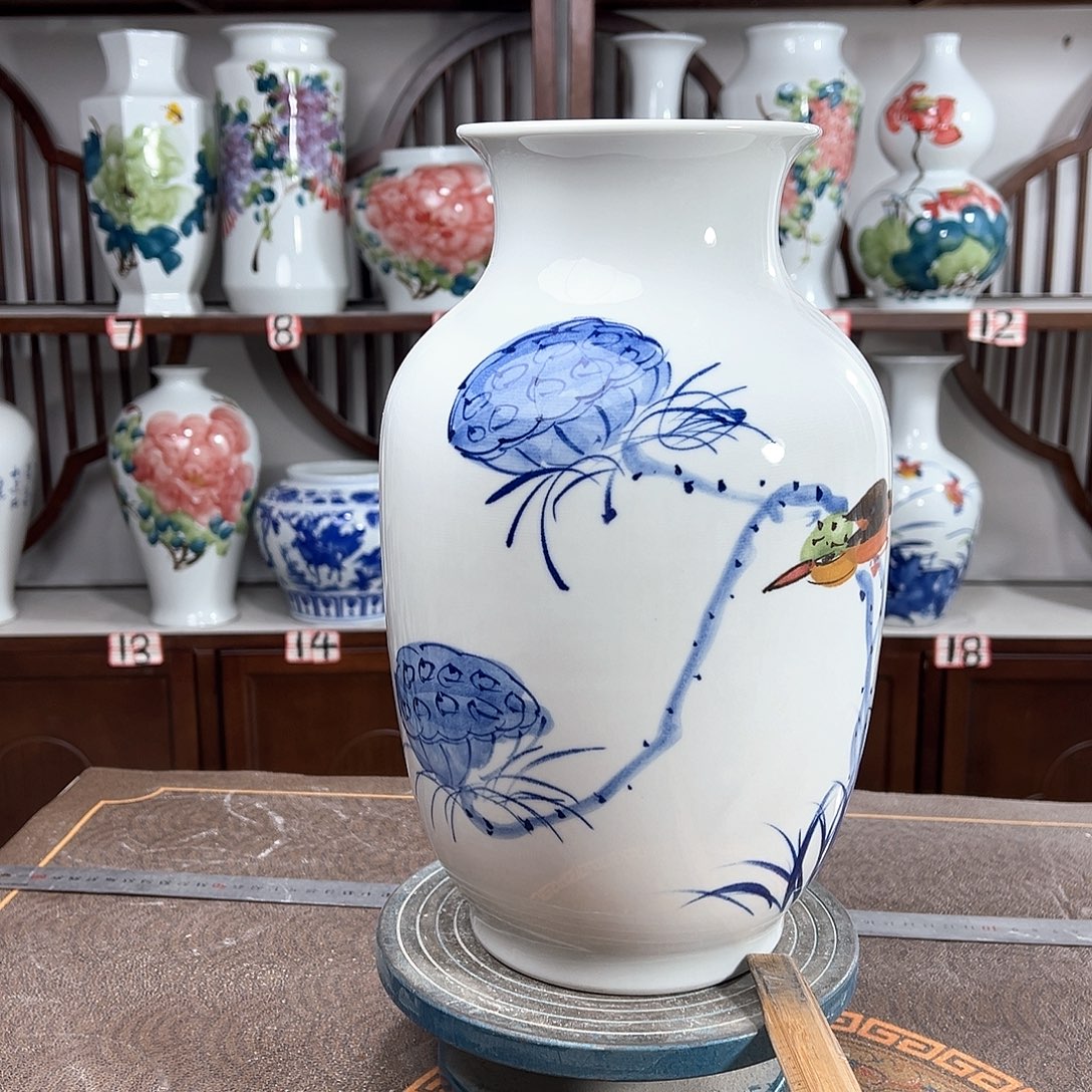 摆件景德镇陶瓷大冬莲子