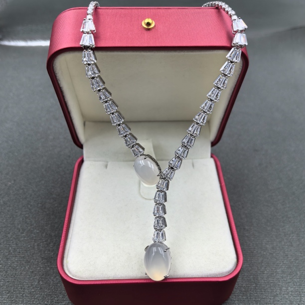    【经典永恒  光芒四射】吊坠 GDJ10099