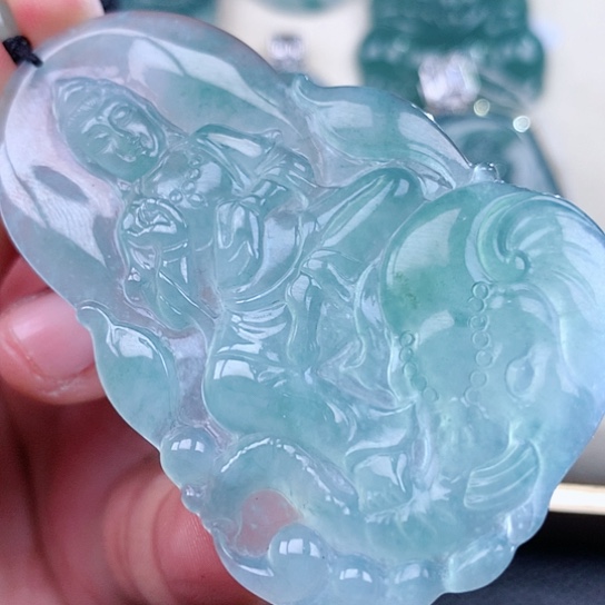 【闪购商品】翡翠颈饰未镶嵌天然翡翠