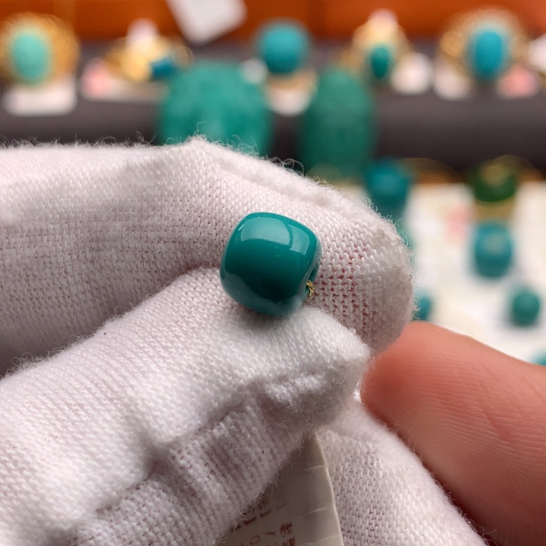 绿松石未镶嵌车挂