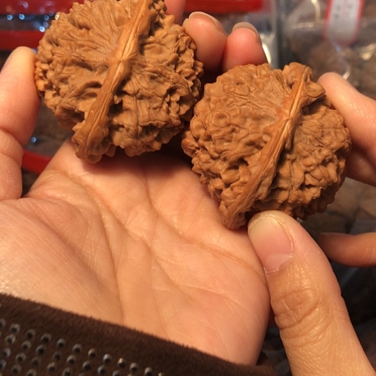 文玩核桃吊坠52官帽