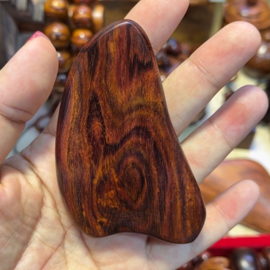 黄花梨/降香黄檀把件黄花梨