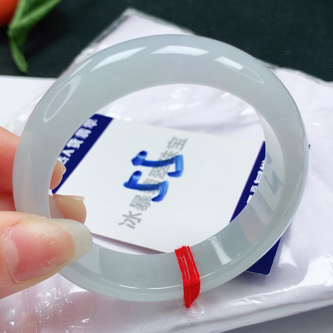 翡翠手镯未镶嵌缅甸天然a货翡翠