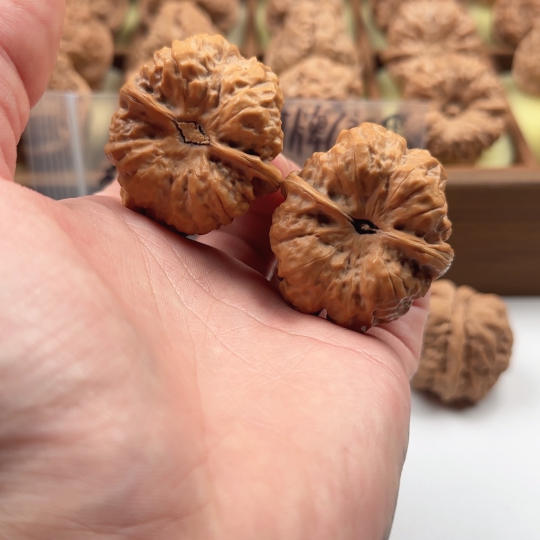 把件核桃延庆蛤蟆