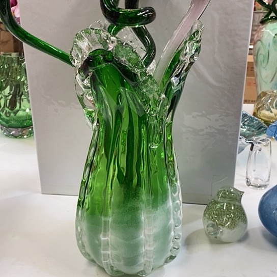 琉璃花瓶高33厘米口径12厘米