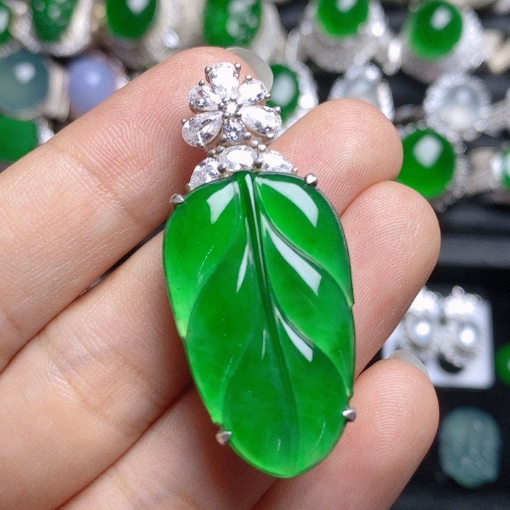翡翠银S925镶嵌挂件叶子