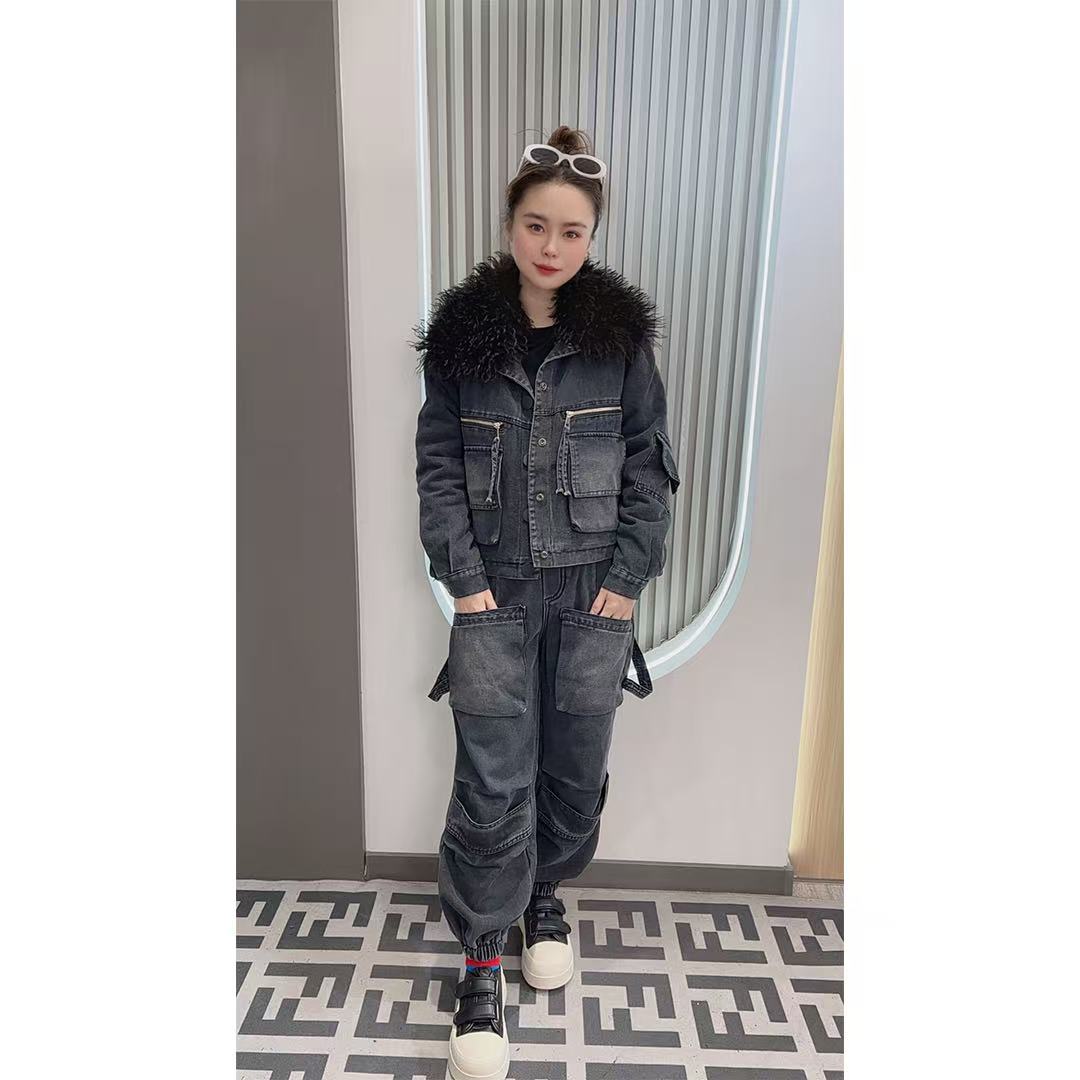 2025网红秋冬时尚休闲黑色百搭洋气加绒加厚保暖韩版水洗牛仔套装