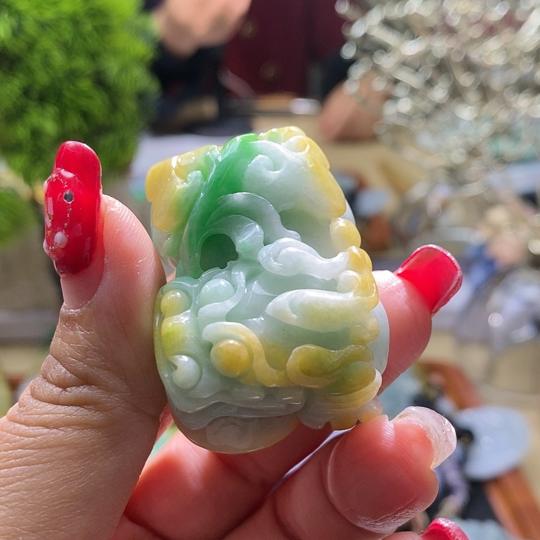 【闪购商品】翡翠颈饰未镶嵌貔貅