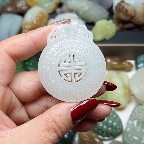 和田玉颈饰未镶嵌?****j