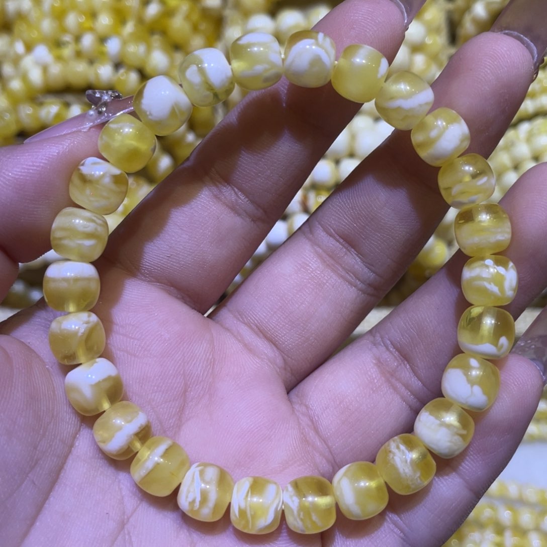 手绳琥珀未镶嵌8m