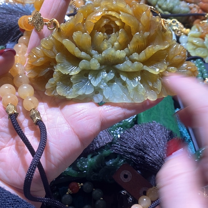 岫玉毛衣链未镶嵌