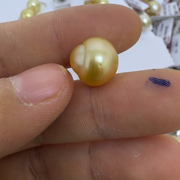 奶***酪颈饰未镶嵌海水珍珠