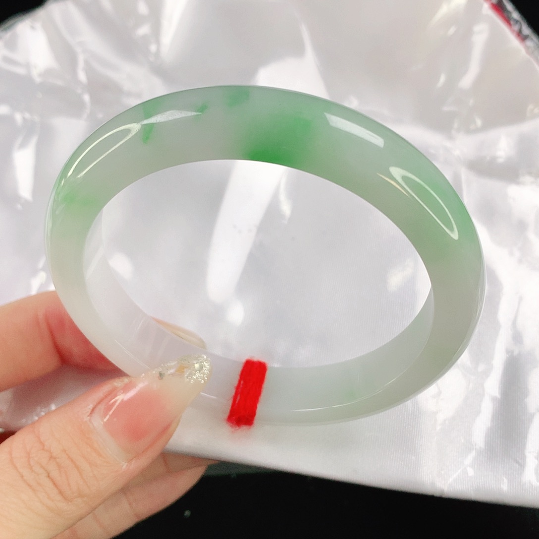 翡翠手镯未镶嵌3211翡翠