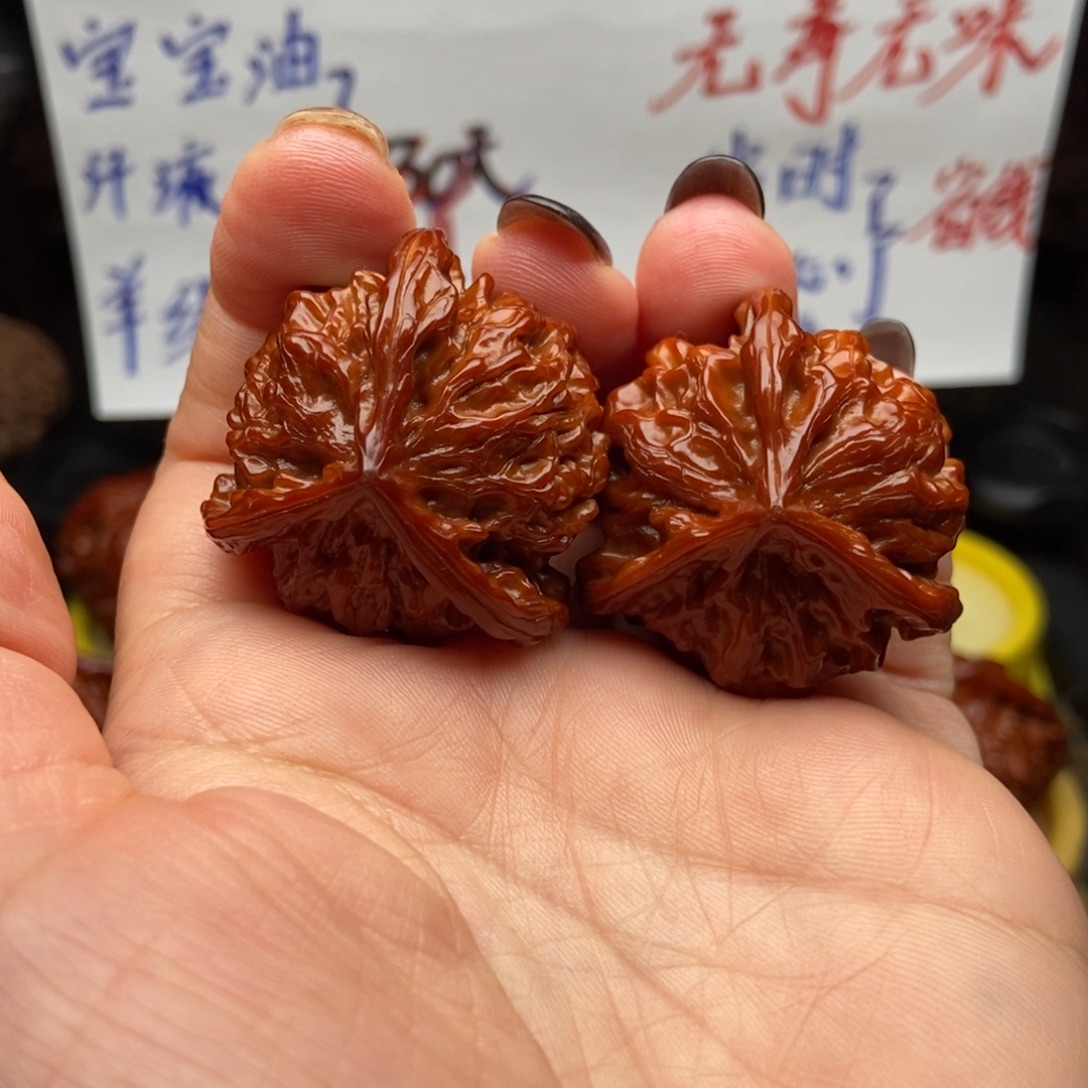 吊坠文玩核桃三棱