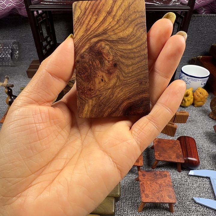 刺猬紫檀（非洲黄花梨）