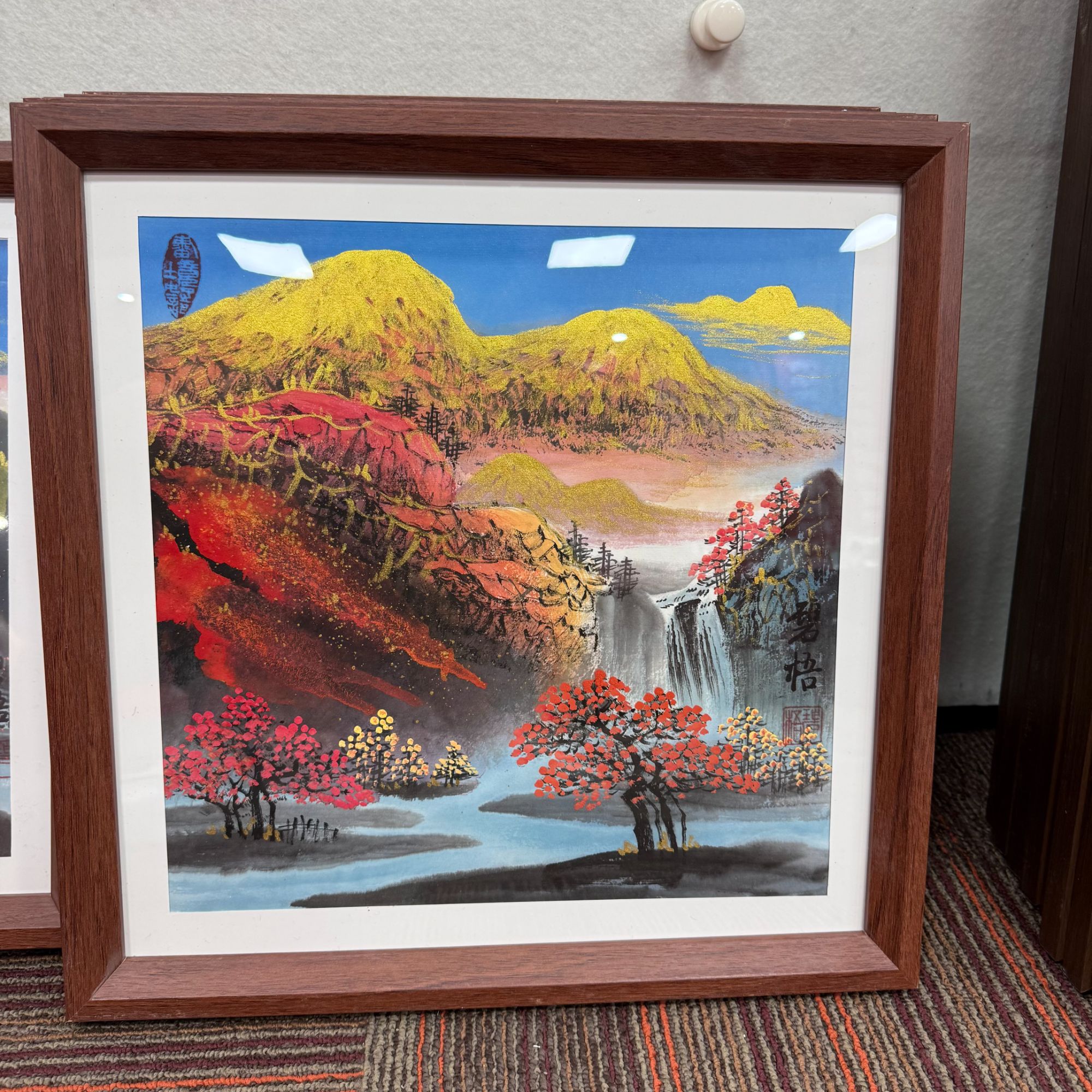 王碧梧绘画1pc带框鎏金重彩山水