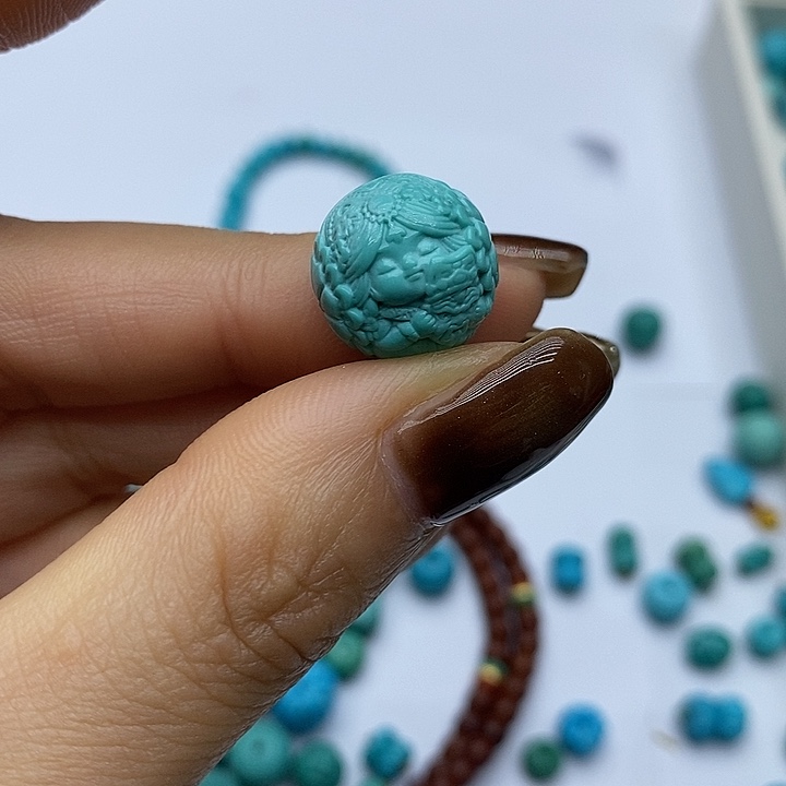 绿松石未镶嵌珠宝奇石