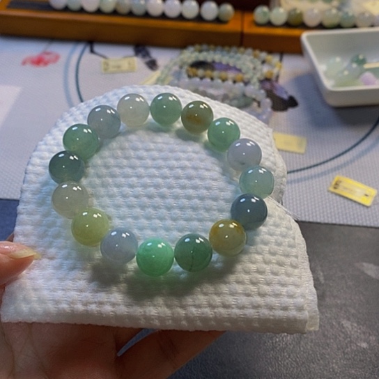 定制翡翠未镶嵌翡翠.