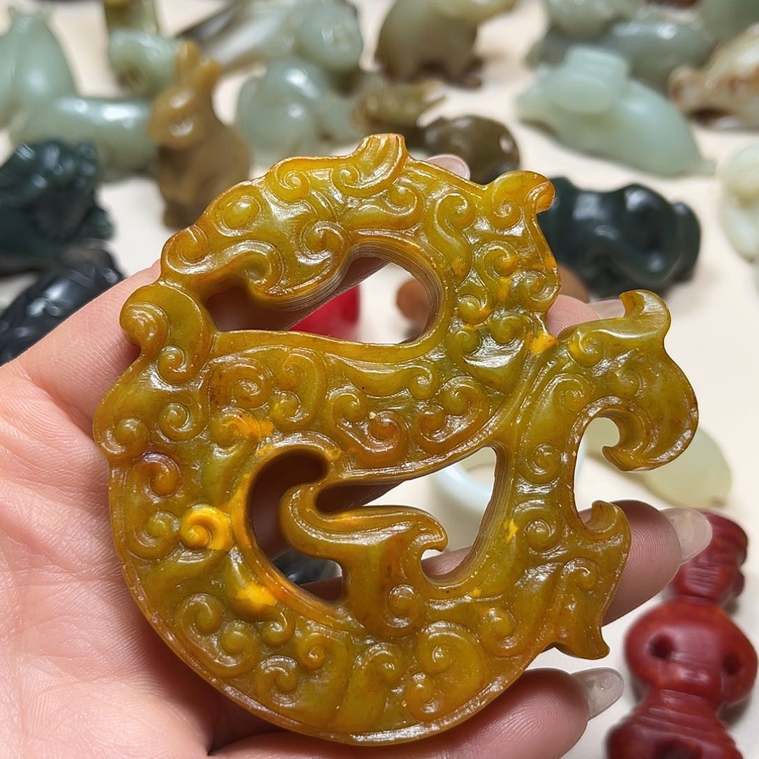 白玉菩提吊坠白玉菩提吊坠