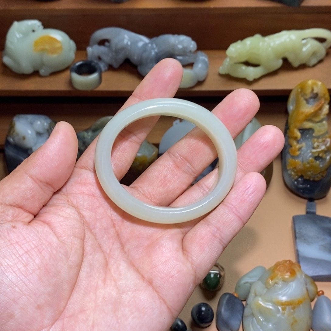 未镶嵌和田玉把件